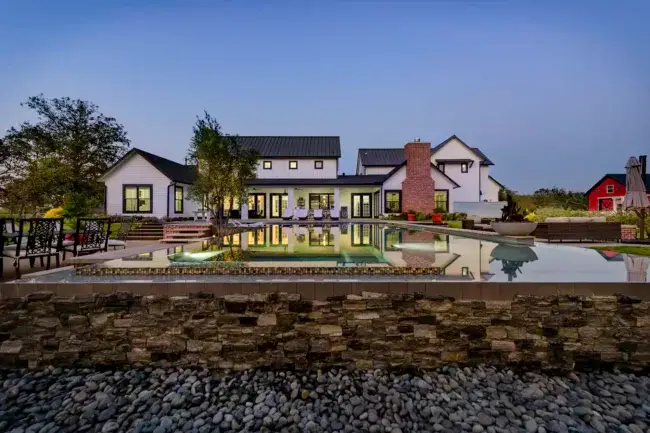 trougott-2020-bellville-pool-builder-texas_07