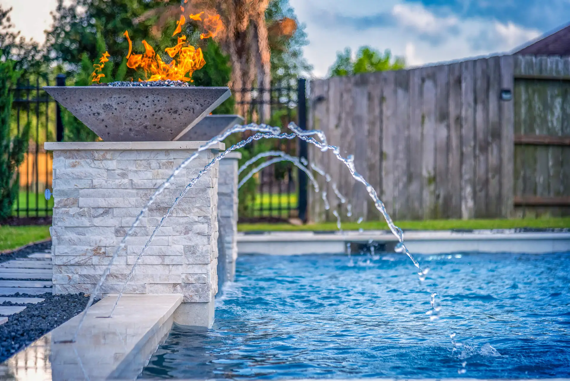 mehta-2021-katy-pool-builder-texas-22.webp